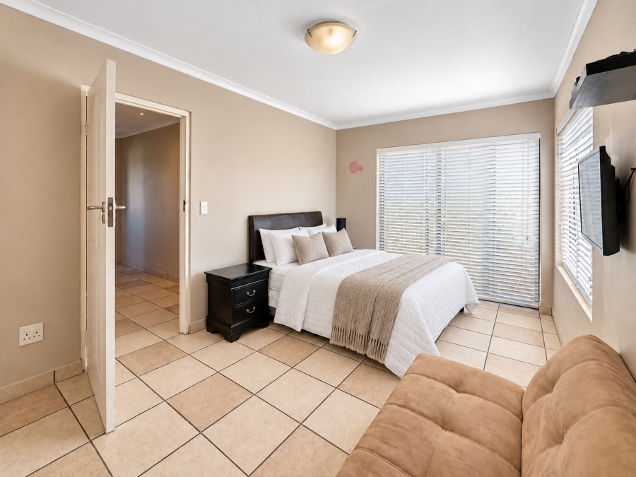 To Let 3 Bedroom Property for Rent in Myburgh Park Western Cape
